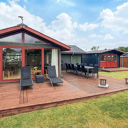 4 Star In Casa vacanze Hadsund