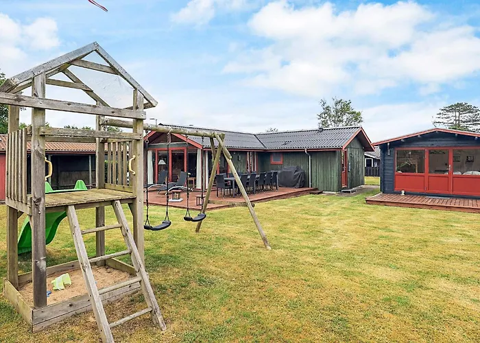 4 Star In Casa vacanze Hadsund